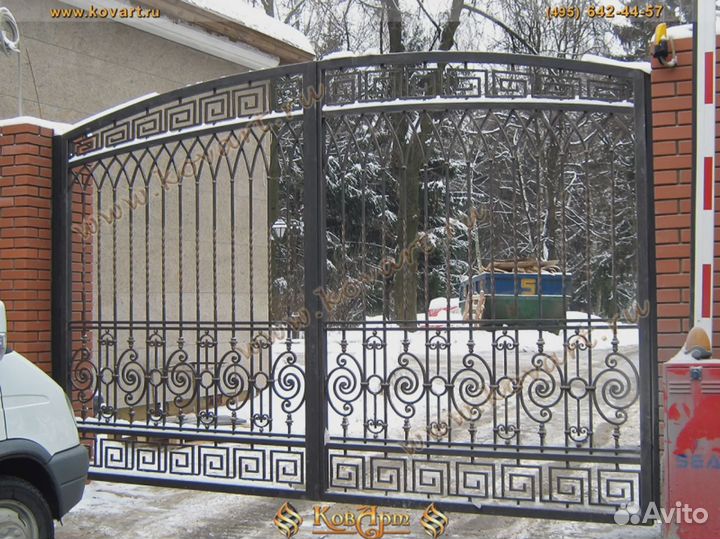 Купить кованые ворота распашные