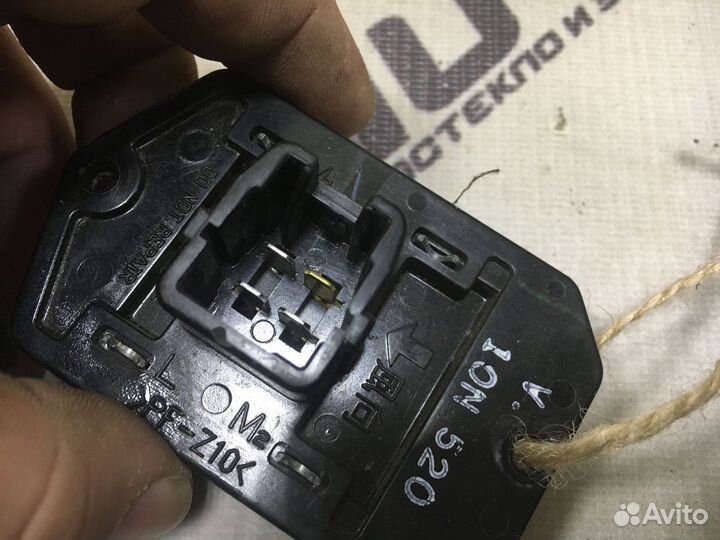 Резистор отопителя Тойота Королла Е150