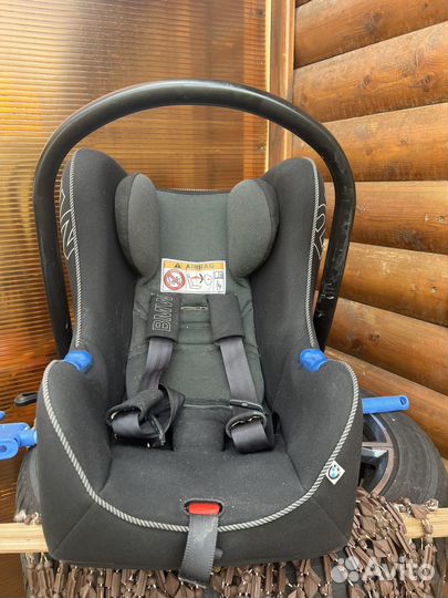 Детское автокресло переноска BMW