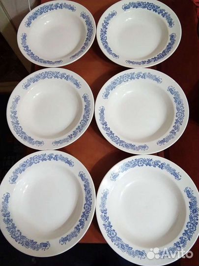 Тарелки разные