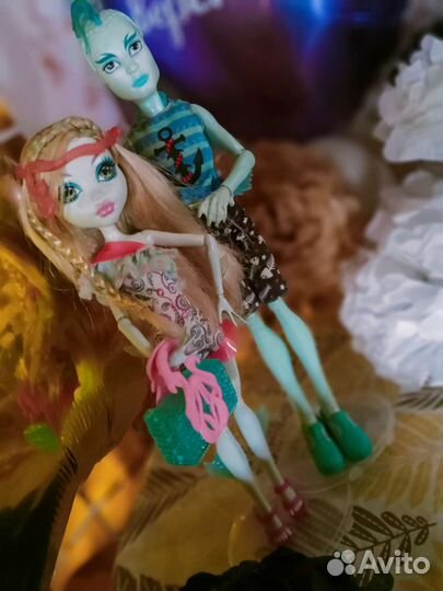 Кукла Монстер Хай Гил и Лагуна