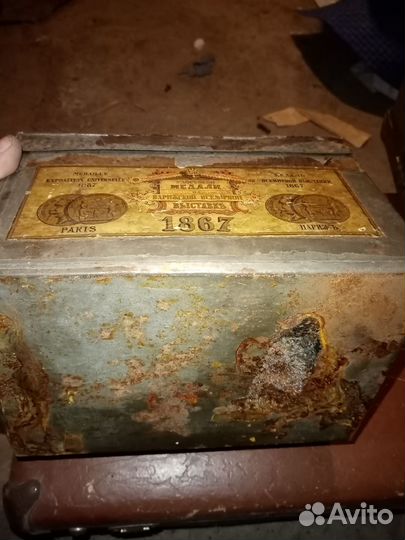 Старинная коробка