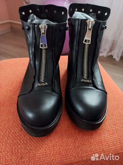 Ботинки женские 39 размер