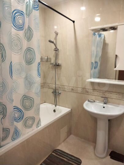 2-к. квартира, 58 м², 3/5 эт.