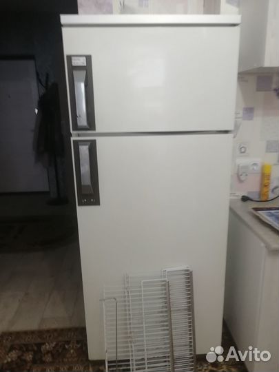 Холодильник бу lg