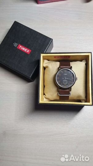 Часы Timex TW2P86800