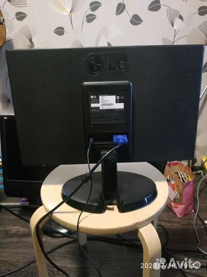 Монитор LG 19М38А 19 дюймов