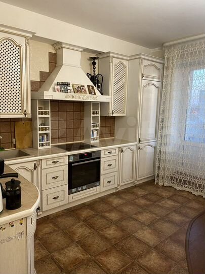 1-к. квартира, 53 м², 10/16 эт.