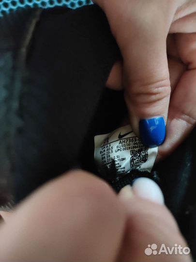 Бутсы шиповки. 25,5 см по стельке. 39 размер