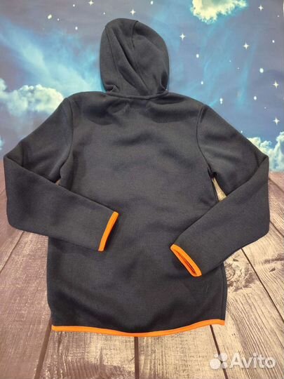 Толстовки фирмы H&M 134/140