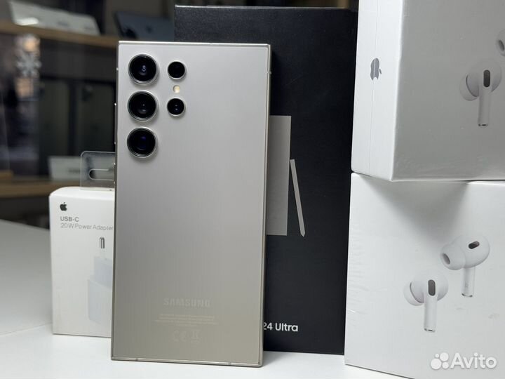 Samsung Galaxy S24 Ultra, 12/256 ГБ