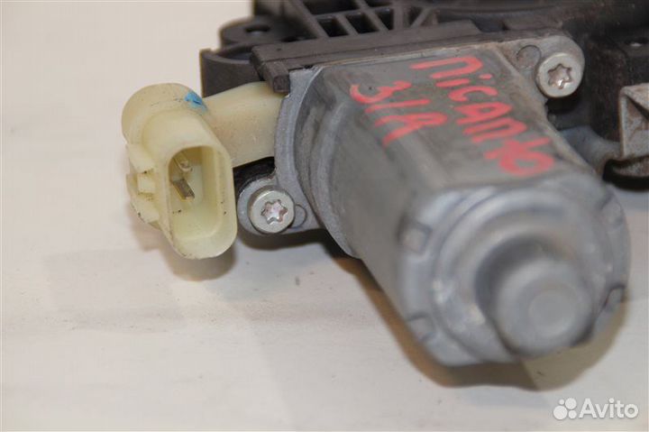 Стеклоподъемник задний правый Kia Picanto G4HG