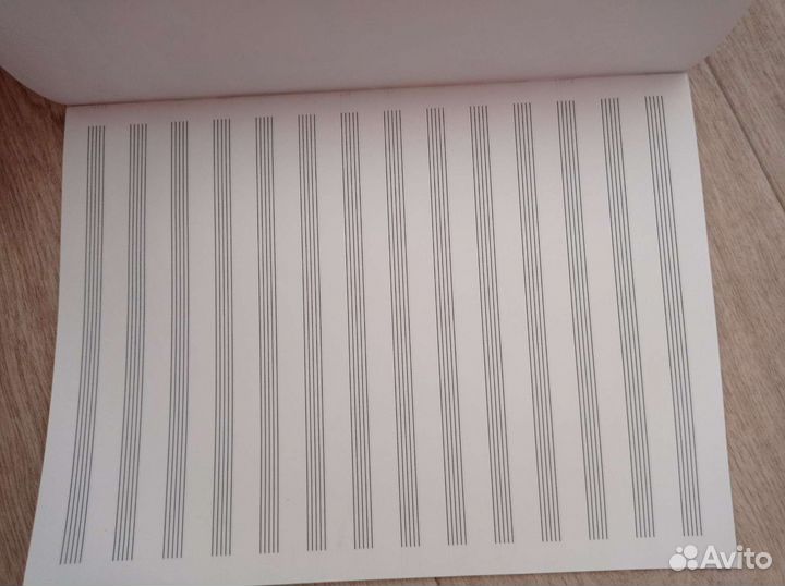 Тетрадь для нот новая