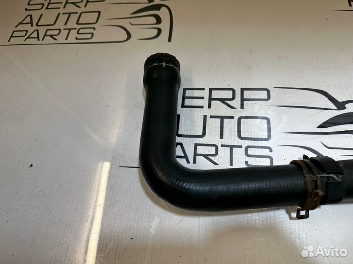 Патрубок системы охлождения Volkswagen Touareg 7L
