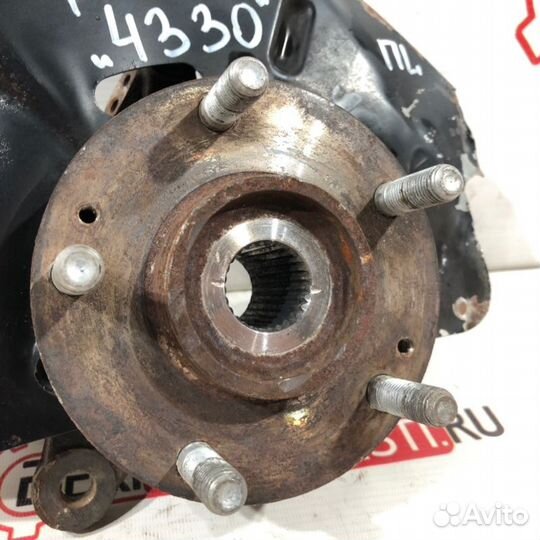 Поворотный кулак передний левый Kia Sportage III