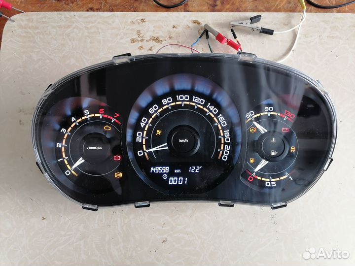 Комбинация приборов Веста