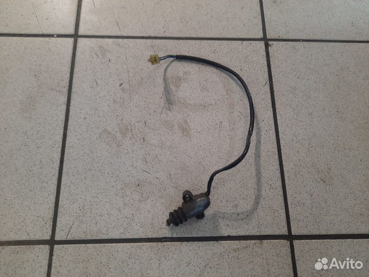 Лягушка стоп сигнала Yamaha XT600Z Tenere 1988