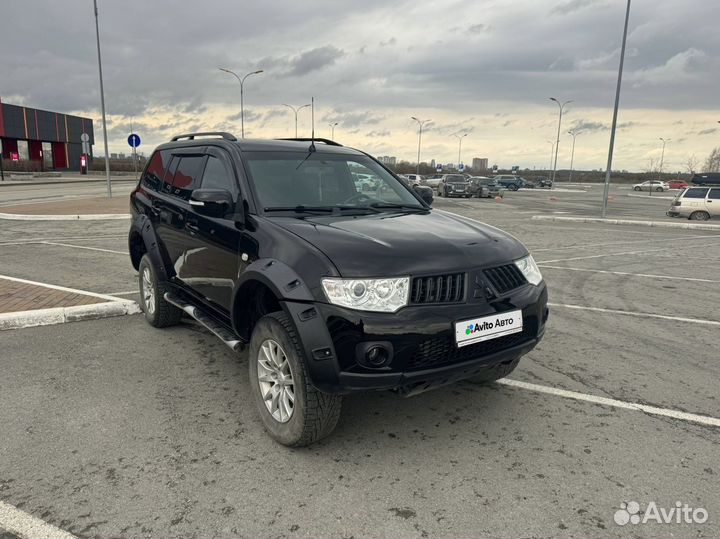 Mitsubishi Pajero Sport 2.5 AT, 2013, 97 000 км