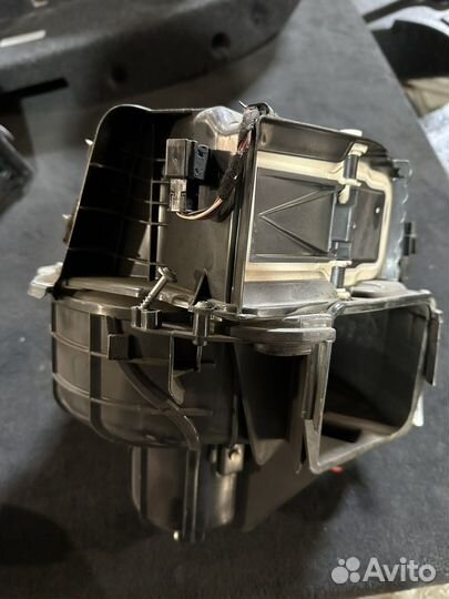 BMW F10 вентилятор печки