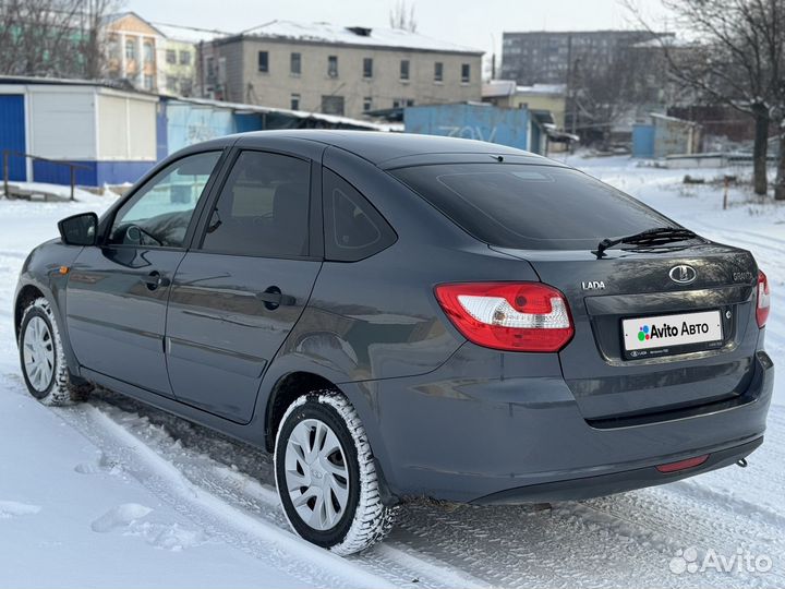 LADA Granta 1.6 МТ, 2015, 92 100 км