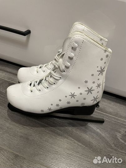 Коньки детские