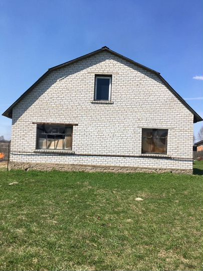 Дом 100 м² на участке 8 сот.