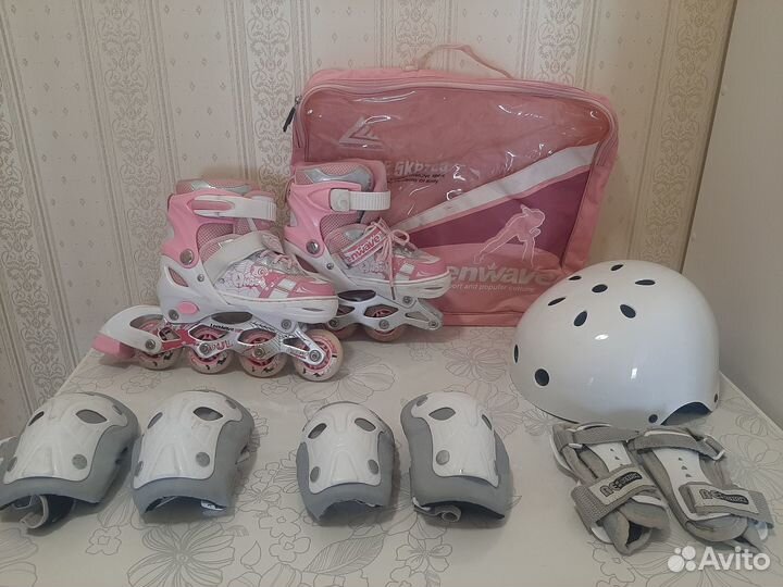 Роликовые коньки с защитой