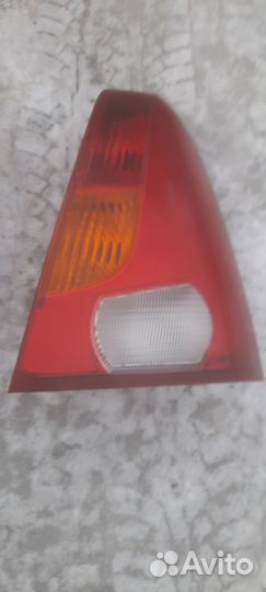 Задние фонари на renault logan 1
