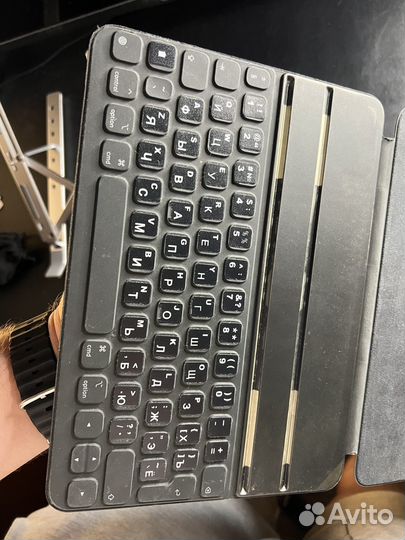 SMART keyboard folio iPad pro 11 (2020)