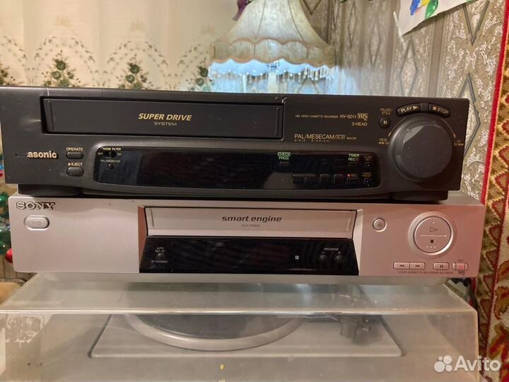 Видеомагнитофон