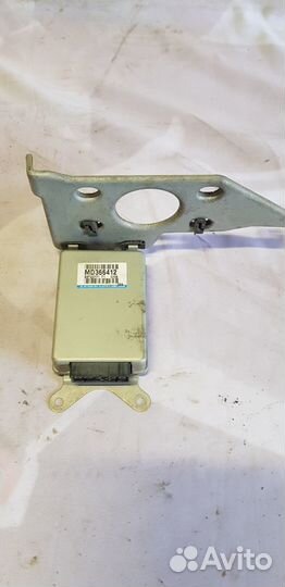 Mitsubishi Pajero 3 Блок управления дросселем