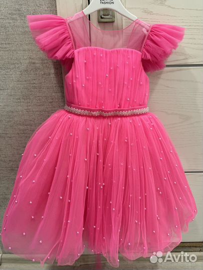 Платье праздничное на девочку 5-6 лет