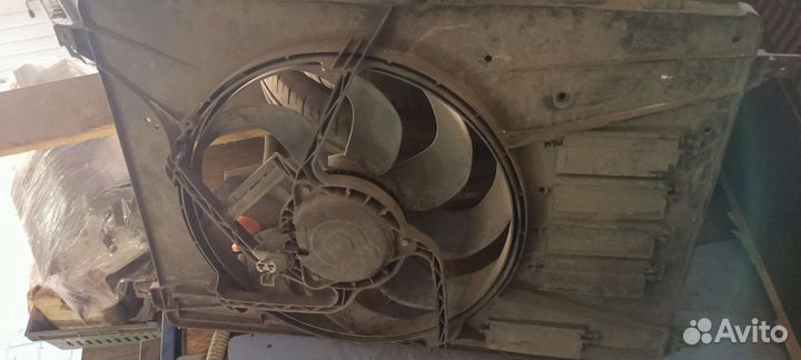 Вентилятор охлаждения.Ford