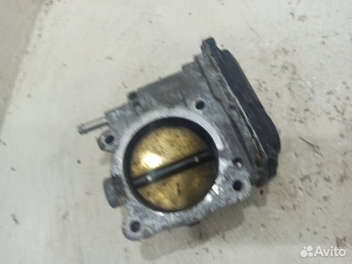 Дроссельная заслонка