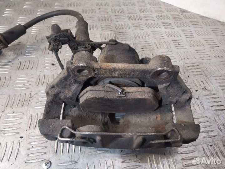 Суппорт передний правый Audi A4 B5