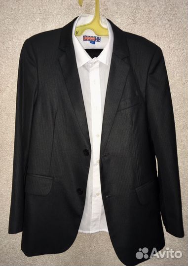 Костюм+ рубашка для мальчика бу 152/40