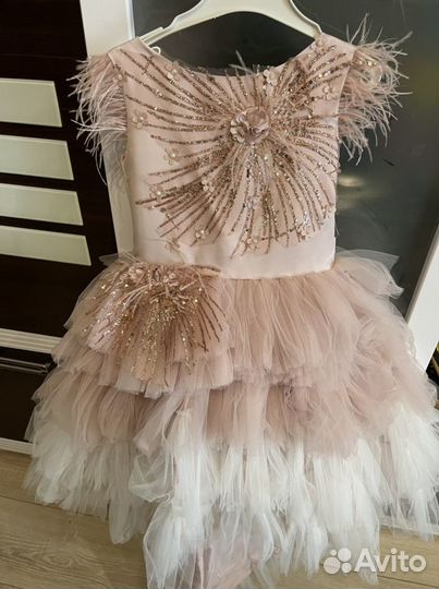 Платье праздничное для девочки