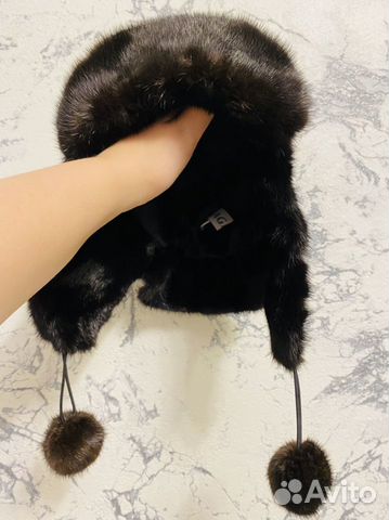 Кожаная шапка с натуральным мехом