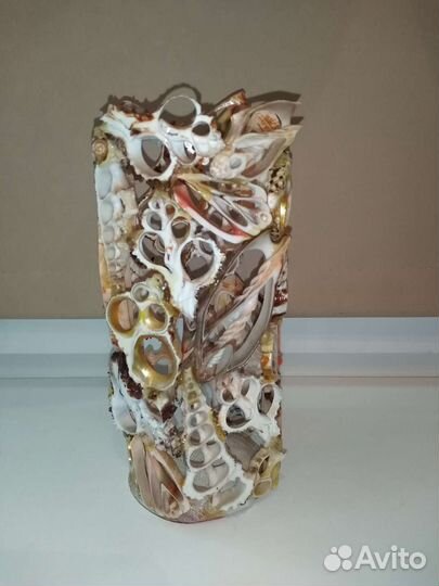 Ваза из ракушек