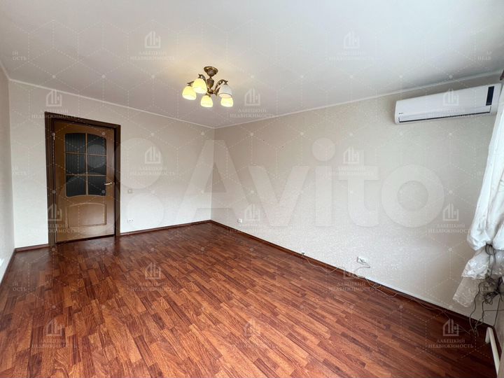 1-к. квартира, 43 м², 6/10 эт.