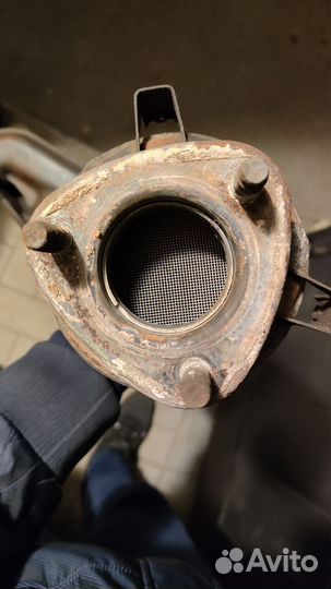 Выпускной коллектор на volkswagen polo седан