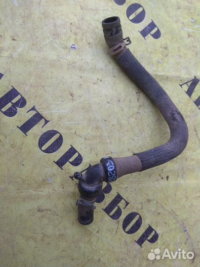 Патрубок системы охлаждения Renault Megane 3