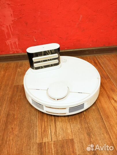 Робот-пылесос Xiaomi Mi Robot Vacuum-MOP P