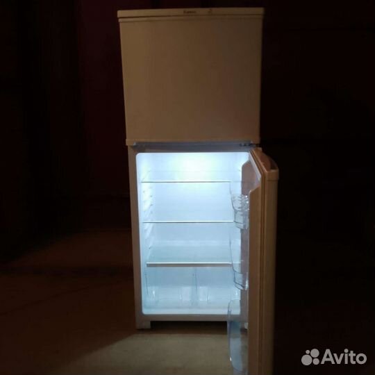 Холодильник бу Бирюса