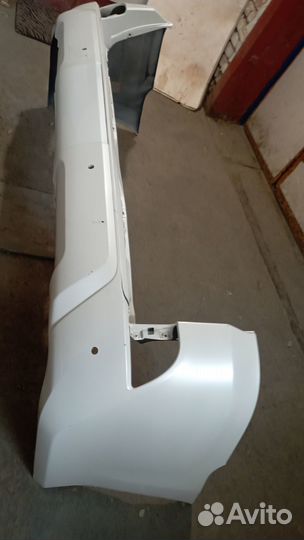 Продаю бампер на Lexus lx 570