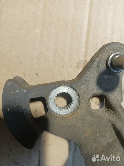 Рычаг перек-ния передач 1.4 TDI Roomster 2007 г