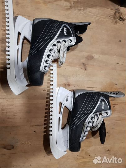 Коньки хоккейные