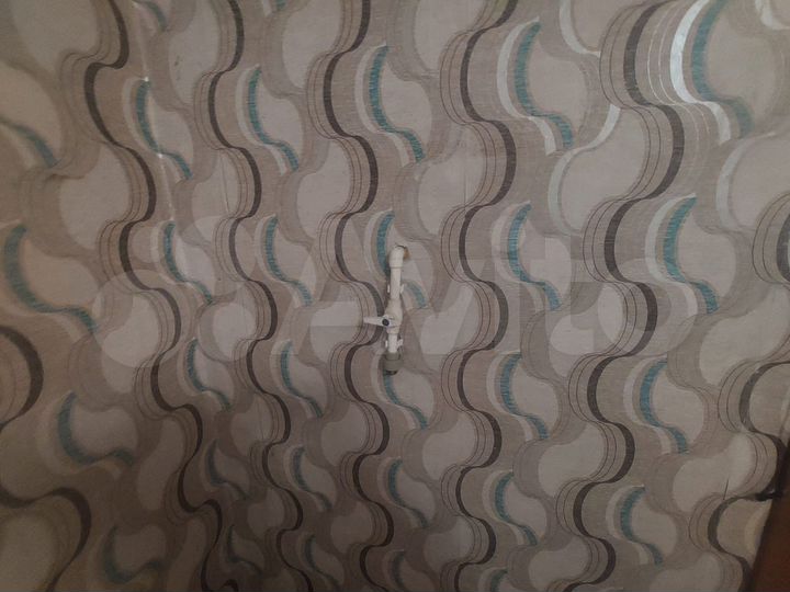 Комната 13 м² в 6-к., 4/5 эт.