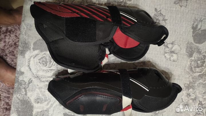 Хоккейные наколенники bauer