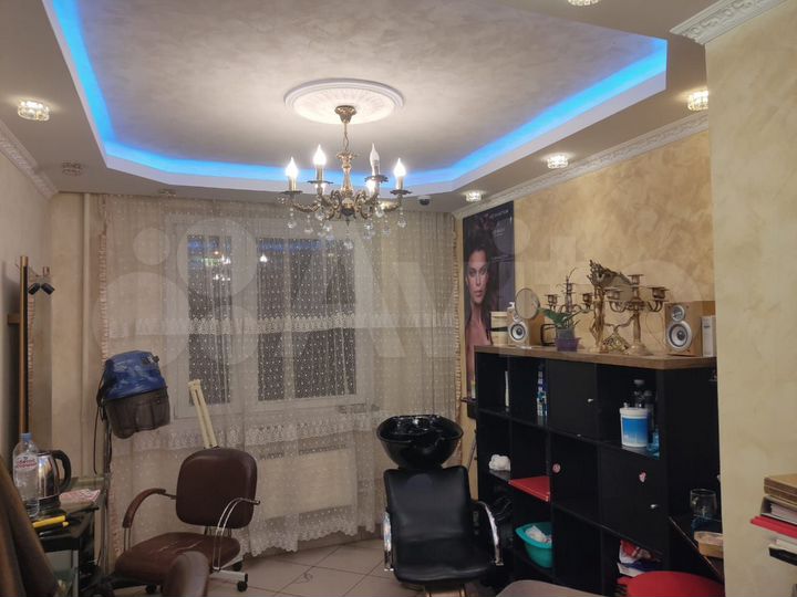 Свободного назначения под салон красоты 19 м²